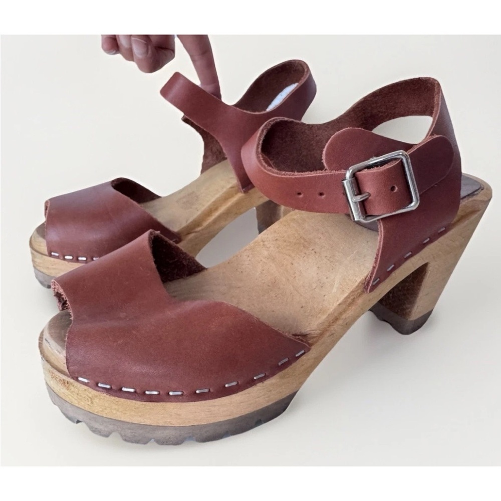 MIA Sofia Brown Tan Leather Heel Clog Sandals Shoes Size 36